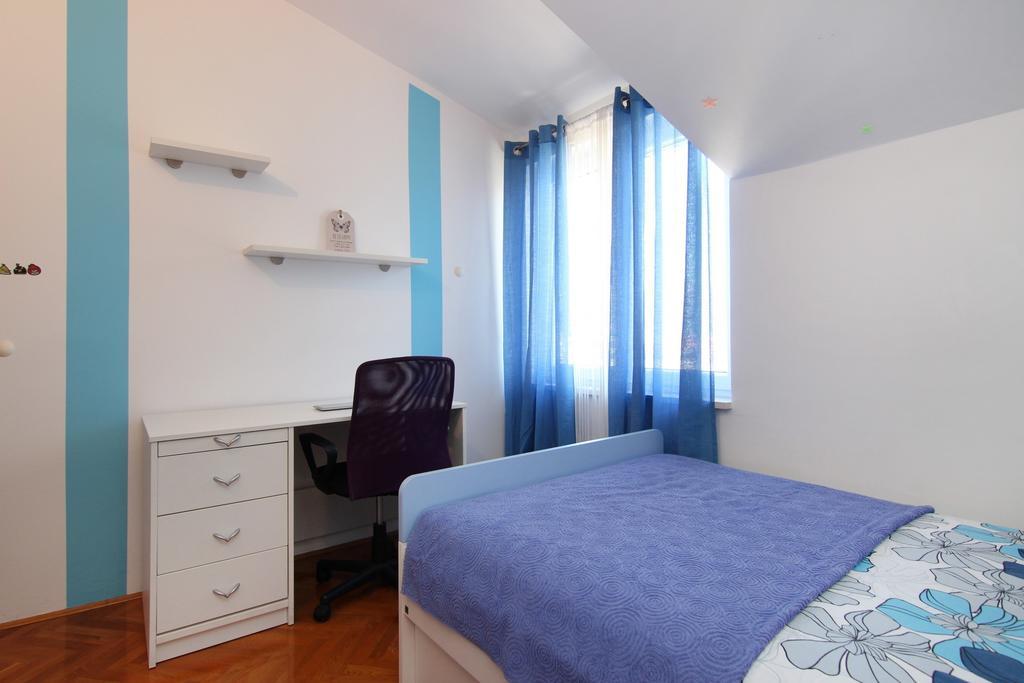 Apartments Josipa Split Rum bild